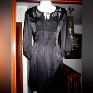 $475 Development by Erica Davies black 100% silk dress. NWT
